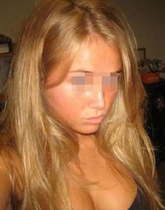 Blonde90 (25 ans, Essert)