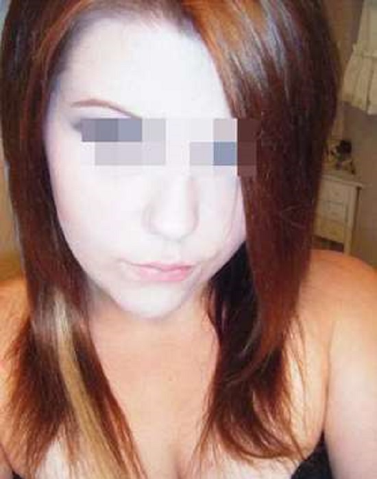 Anne25 (24 ans, Valentigney)