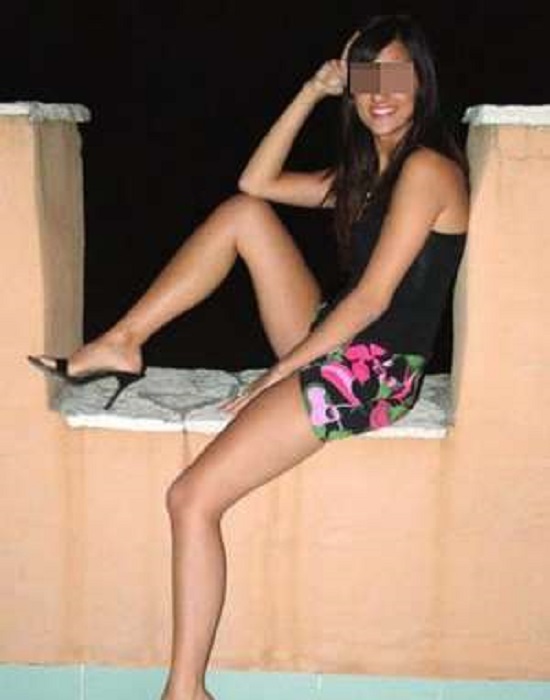 Monica19 (27 ans, Brive la Gaillarde)